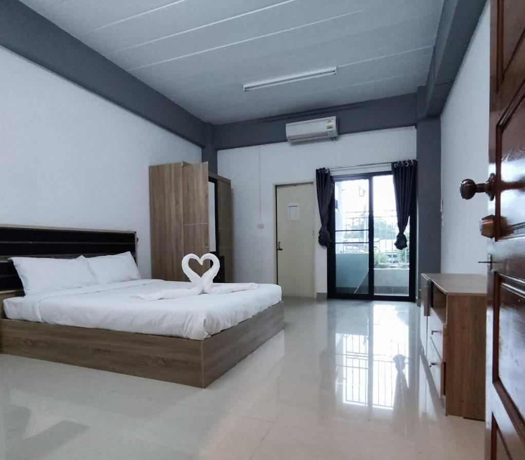 Pattanagorn Mansion พัฒนากร แมนชั่น Apartment Районг Екстериор снимка